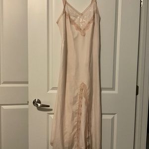 Gorgeous cream color, front slip